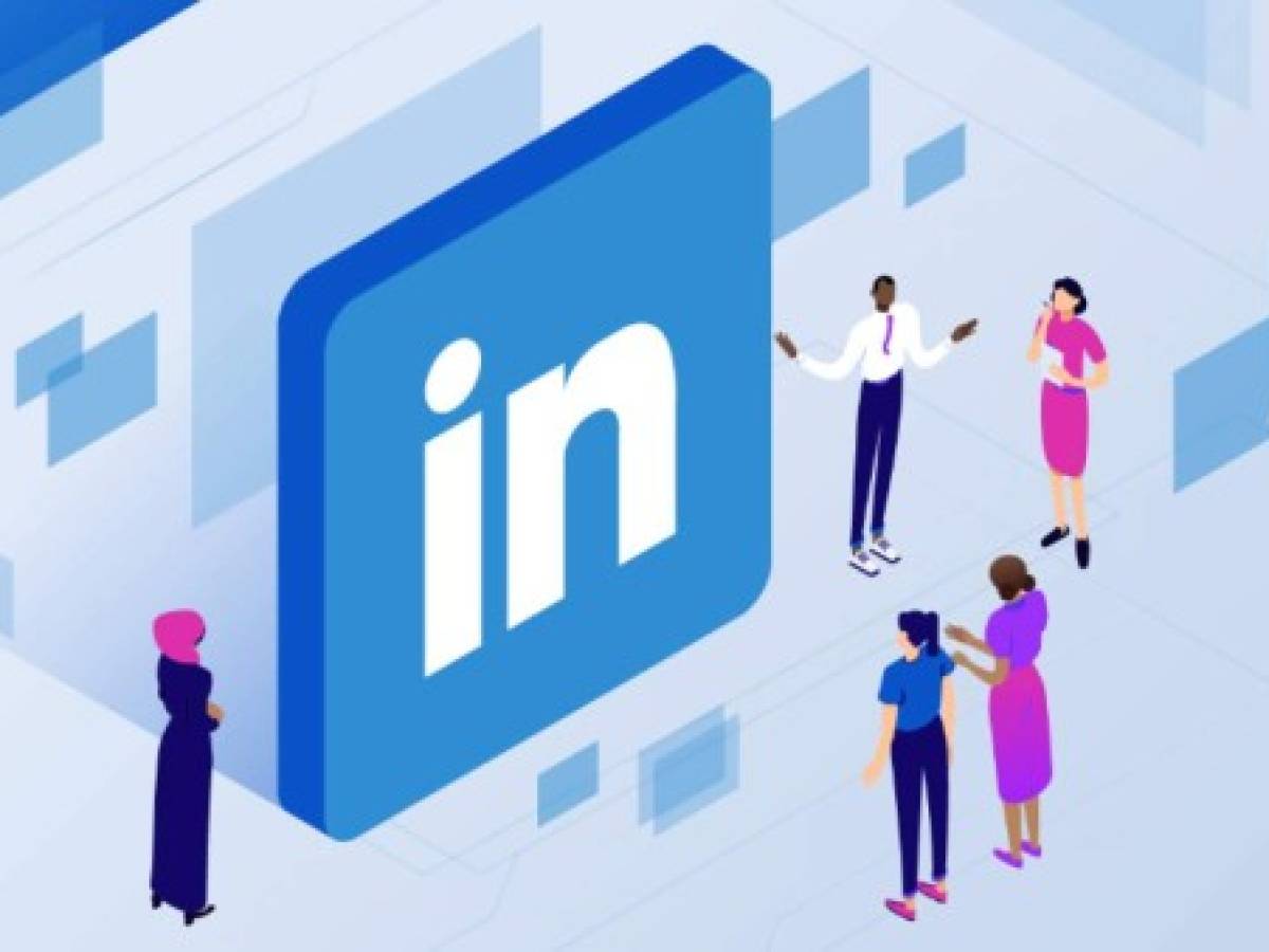 10 perfiles que debes seguir en LinkedIn para ser mejor profesional