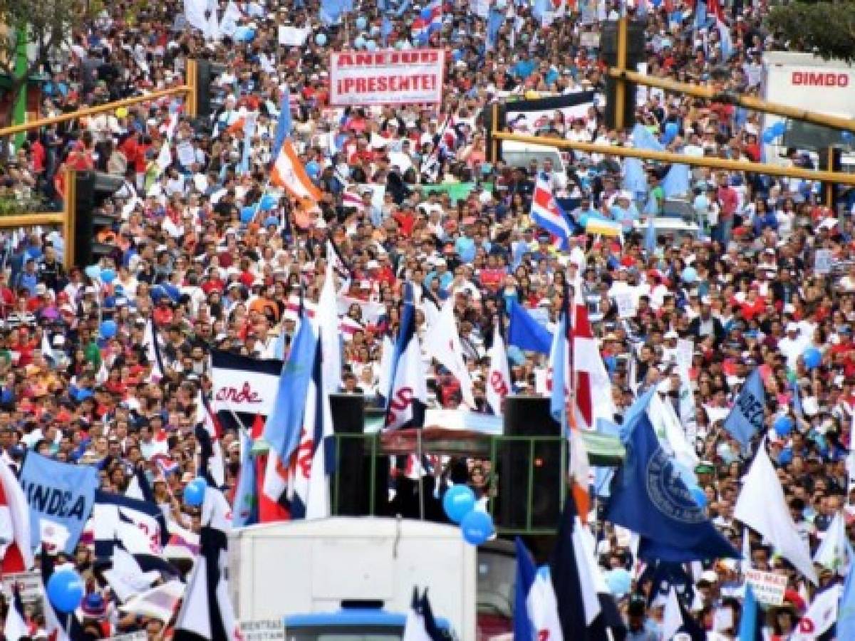 Costa Rica: Congreso aprueba ley para regular huelgas
