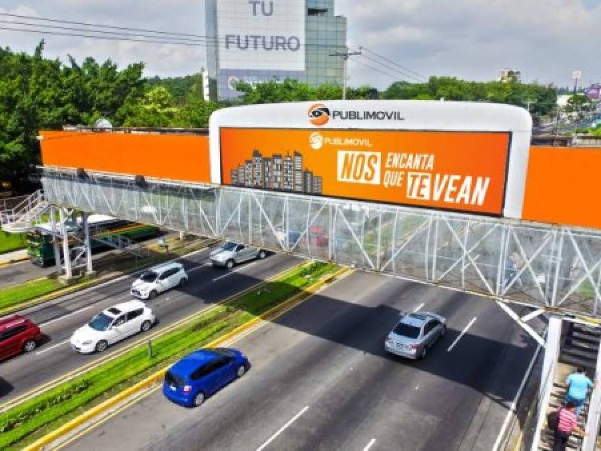 Publimóvil presta servicios de publicidad en exteriores en varias de las principales ciudades de Centroamérica, pero con la llegada de la tecnología el giro del negocio ha ganado nuevas fortalezas, oportunidades con las que pretende conquistar nuevas plazas fuera de la región. Foto cortesía