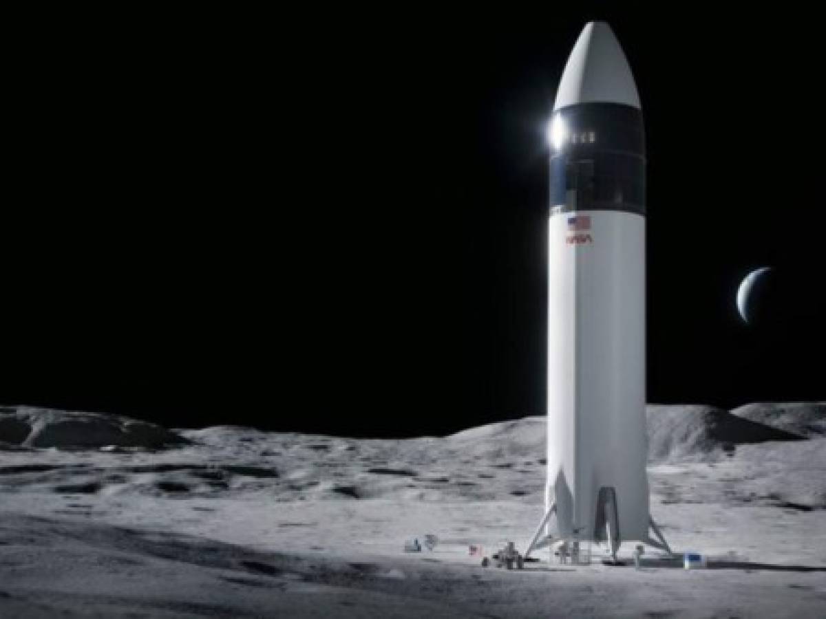 NASA elige SpaceX para su próxima misión lunar tripulada