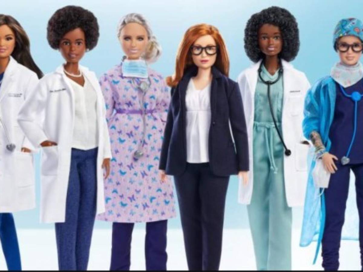 Cocreadora de vacuna Oxford/AstraZeneca contra el covid-19: Una Barbie inspirada en mí es ‘muy extraña’