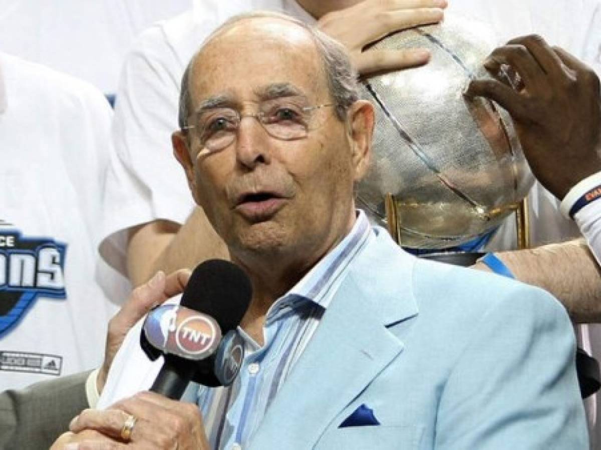 A los 92 años fallece Richard DeVos, cofundador de Amway