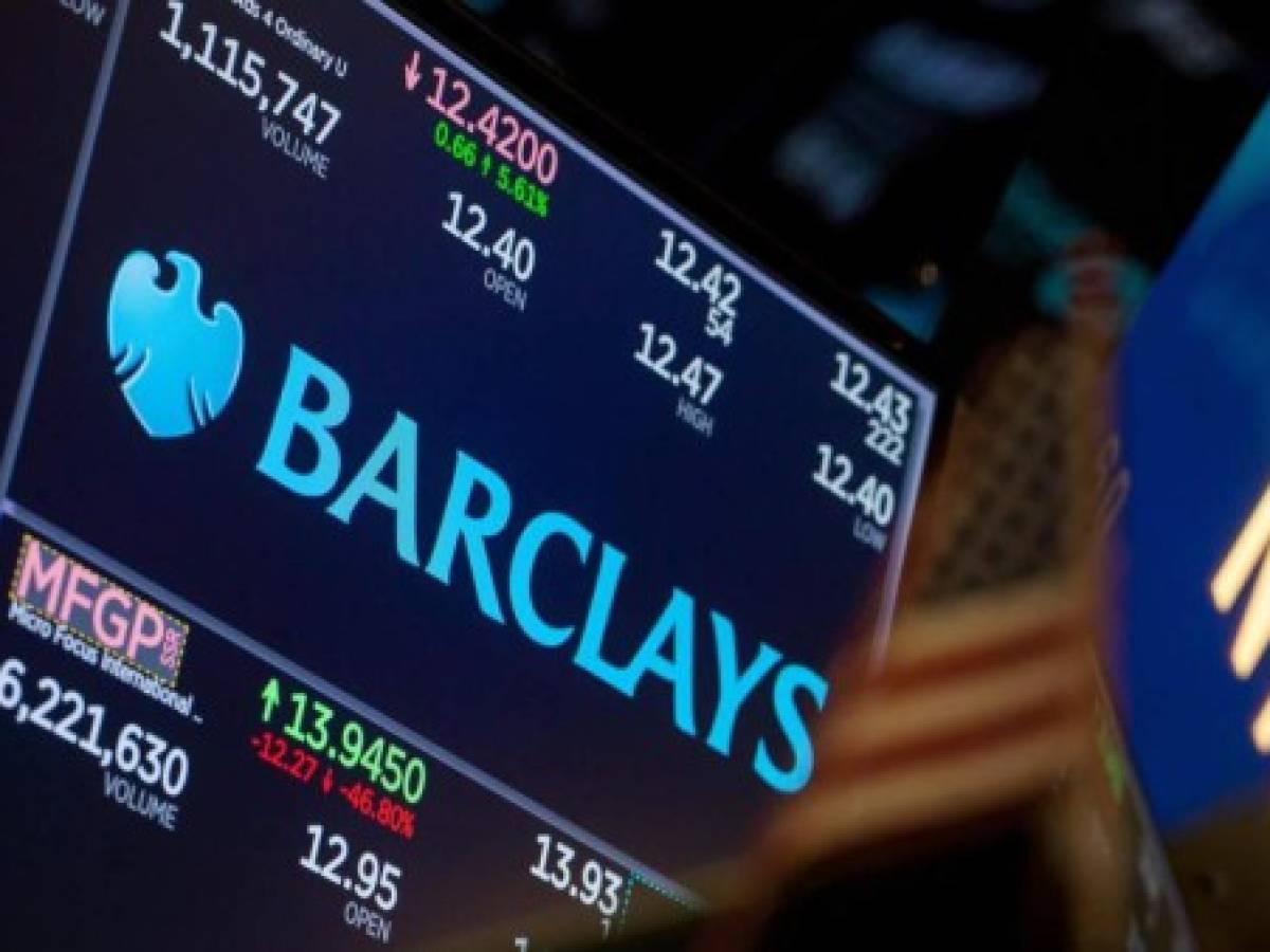 Barclays recomienda mover inversiones en bonos de Costa Rica hacia El Salvador