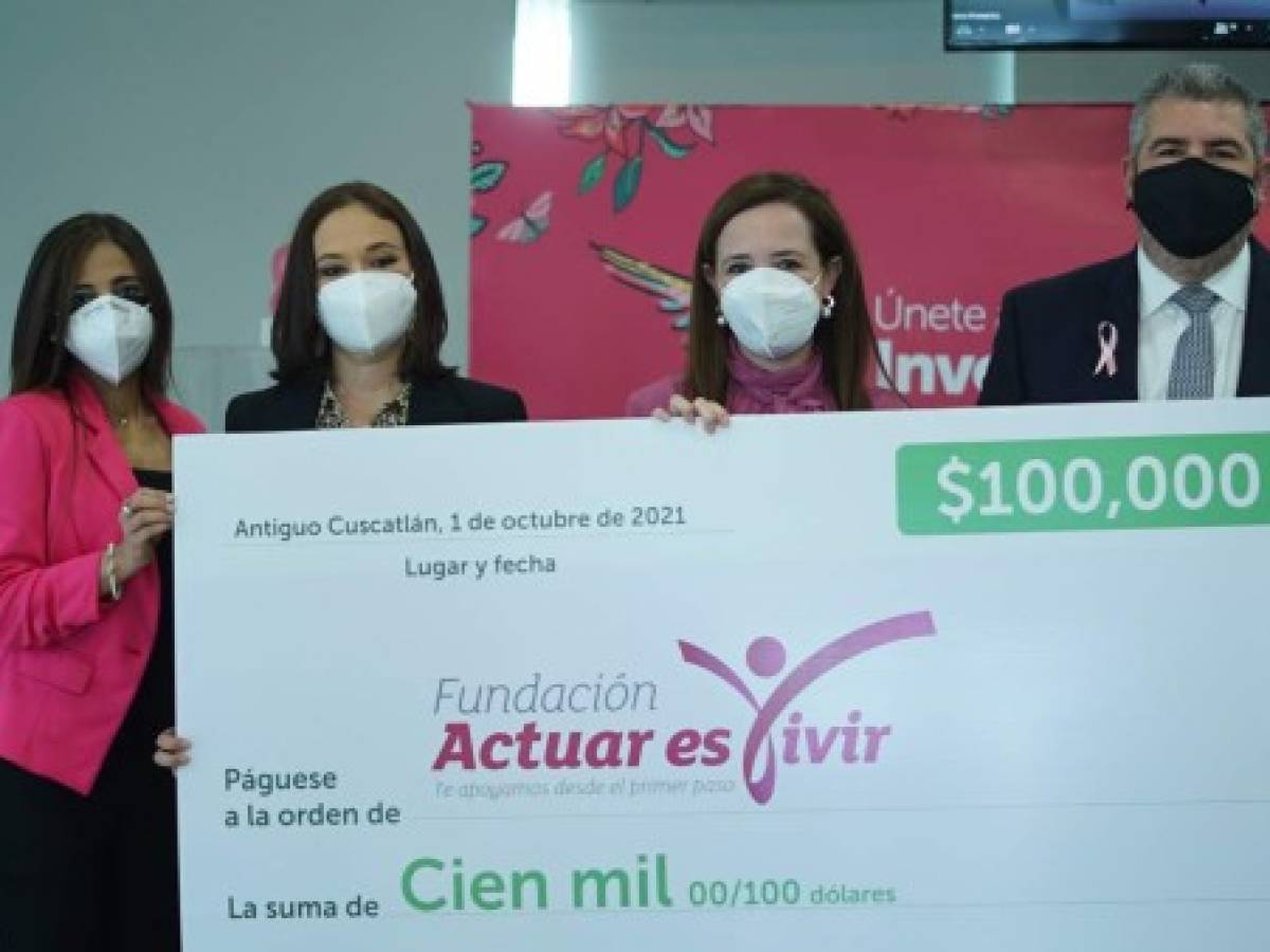 Banco Promerica entrega donativo de US$100.000 a fundación Actuar es Vivir y lanza campaña de sensibilización sobre el cáncer de mama