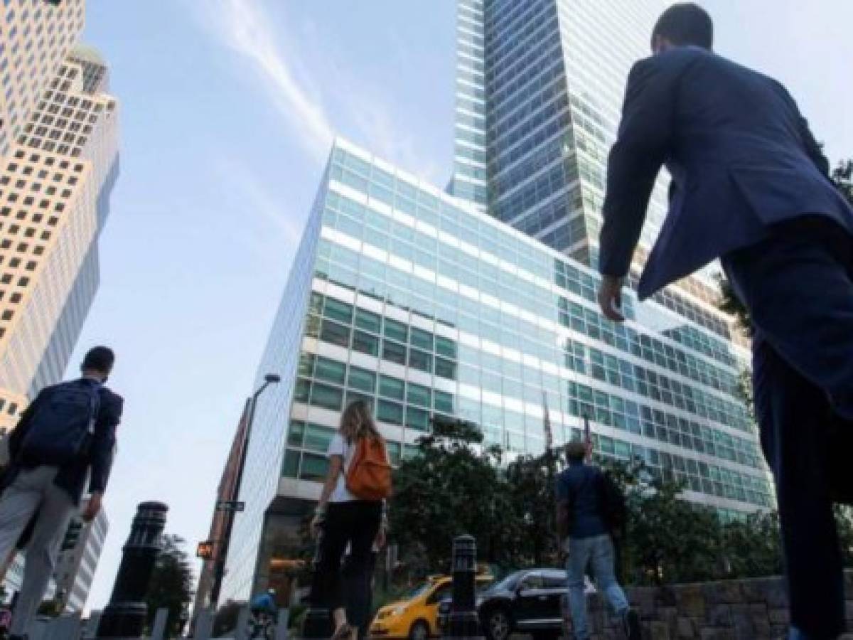 Lento regreso a las oficinas de los trabajadores de Nueva York