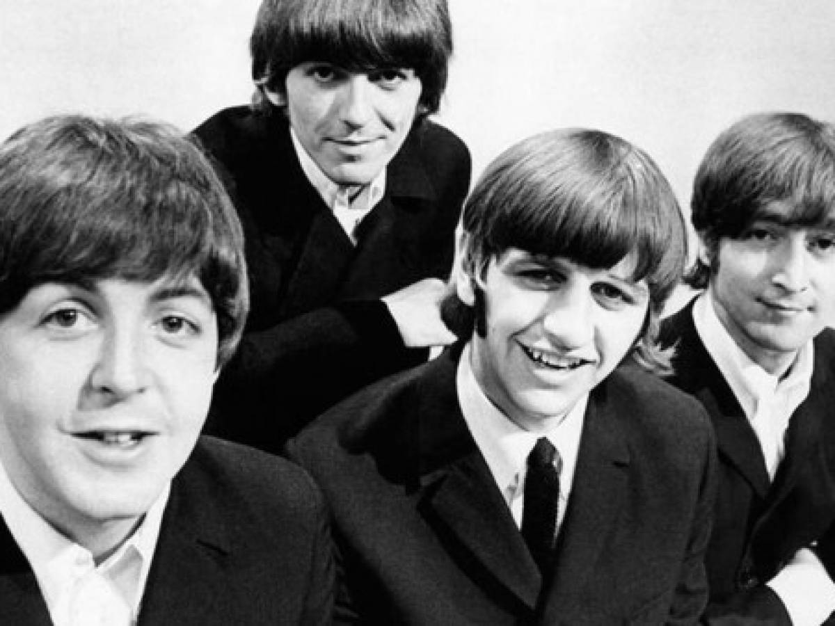 Apuntes de 'Hey Jude' de los Beatles serán subastados como NFT