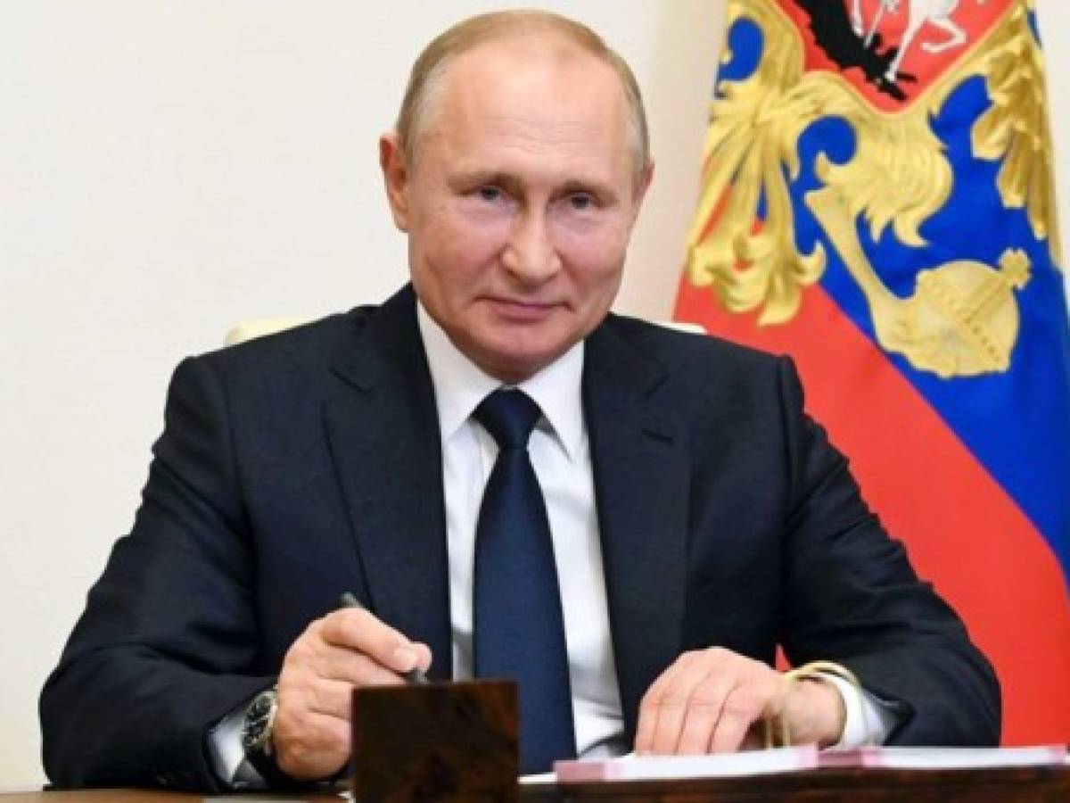 Putin ordenó el hackeo y publicación de correos para dañar la campaña de Hillary Clinton: Senado de EEUU