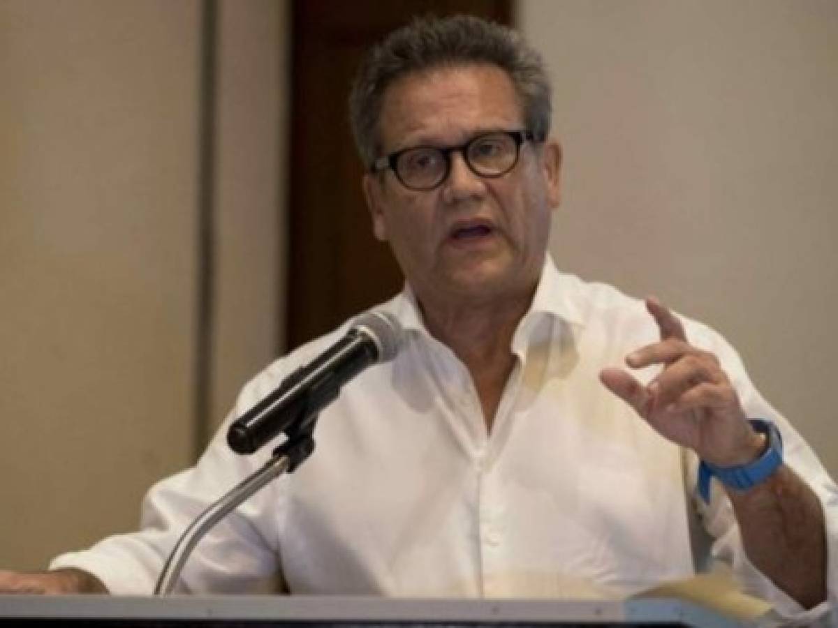 Nicaragua: Condenan a académico y exaspirante presidencial, Arturo Cruz, a nueve años de prisión por 'conspiración'   