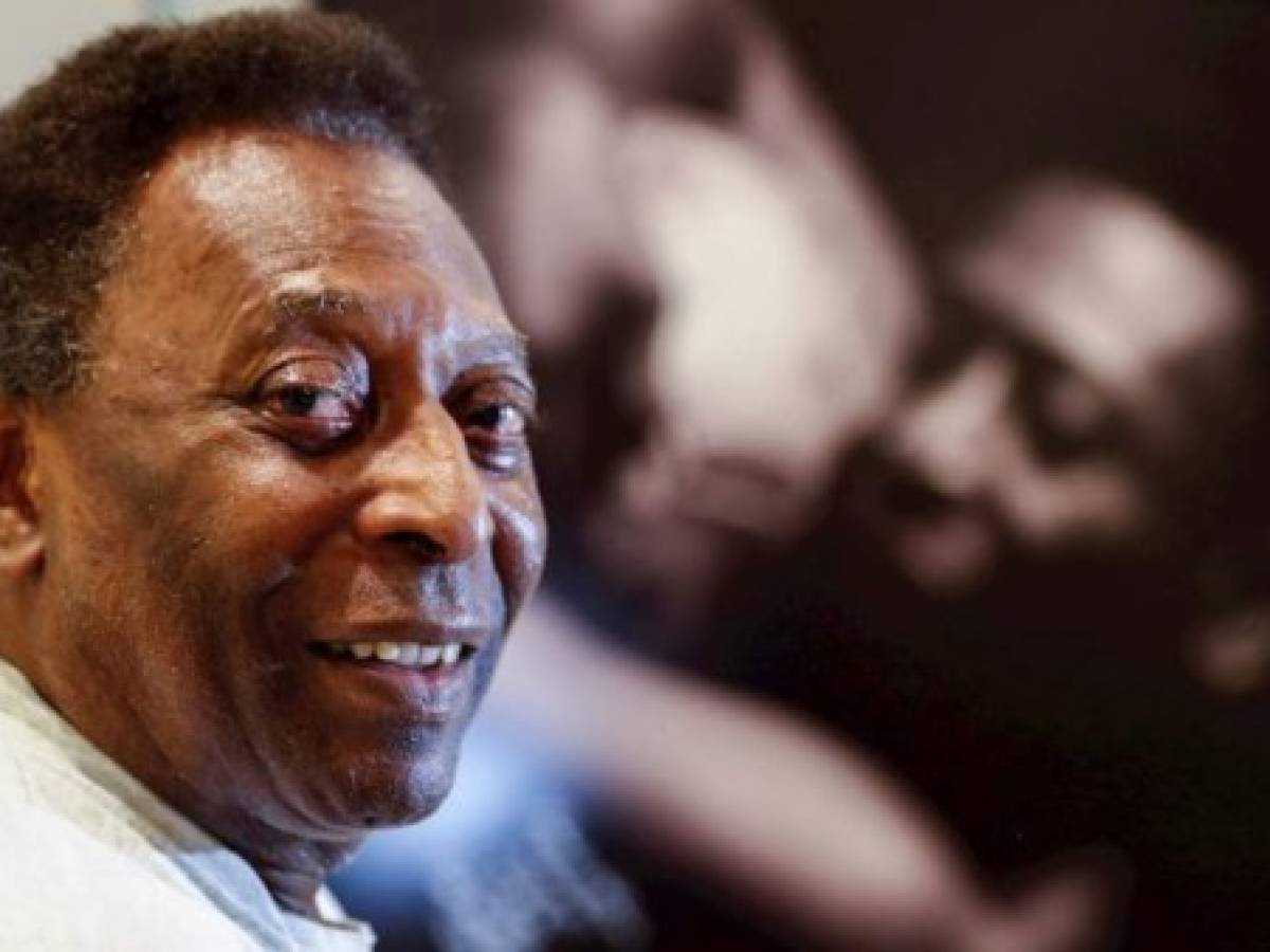Pelé sale del hospital y sigue una 'quimioterapia'