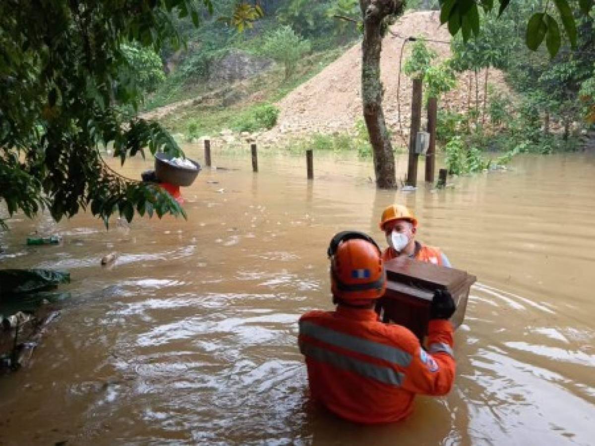 Más de 50 muertos en Guatemala y miles de afectados en Honduras por el ciclón Eta