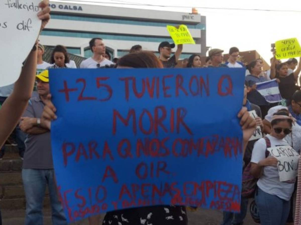 Nicaragua: Empresarios mantienen marcha y aceptan diálogo con Gobierno