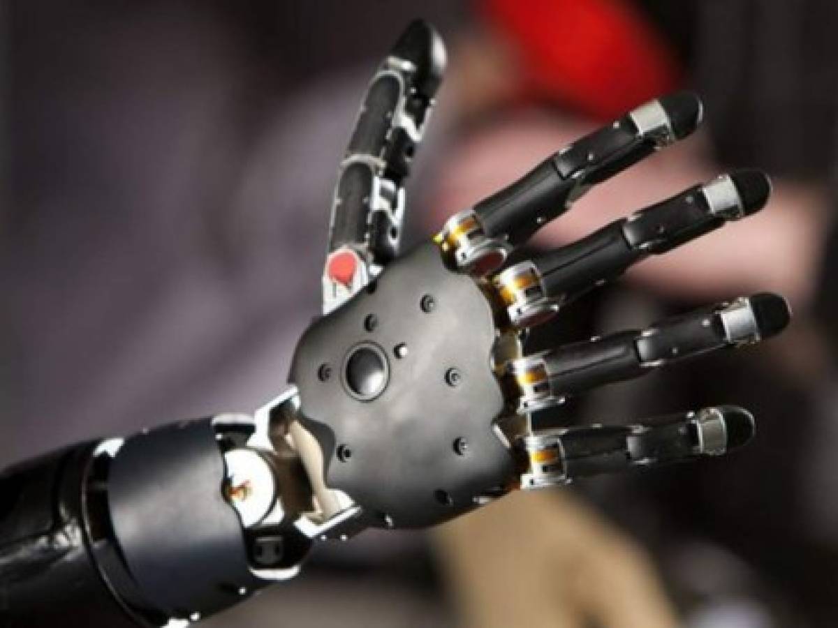 Ciborgs, humanos que se adelantaron al futuro y la evolución con robótica