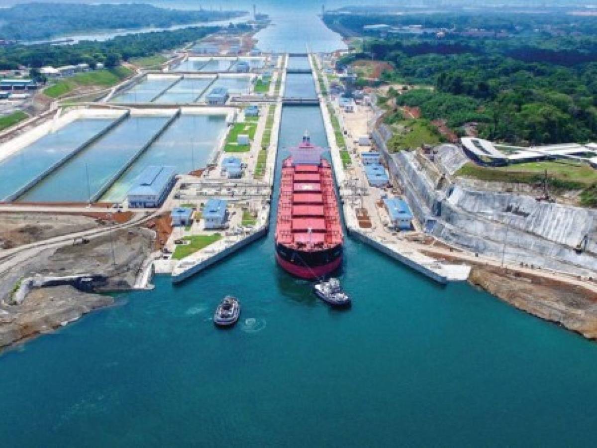 Sacyr enfrenta este mes el arbitraje decisivo por el Canal de Panamá