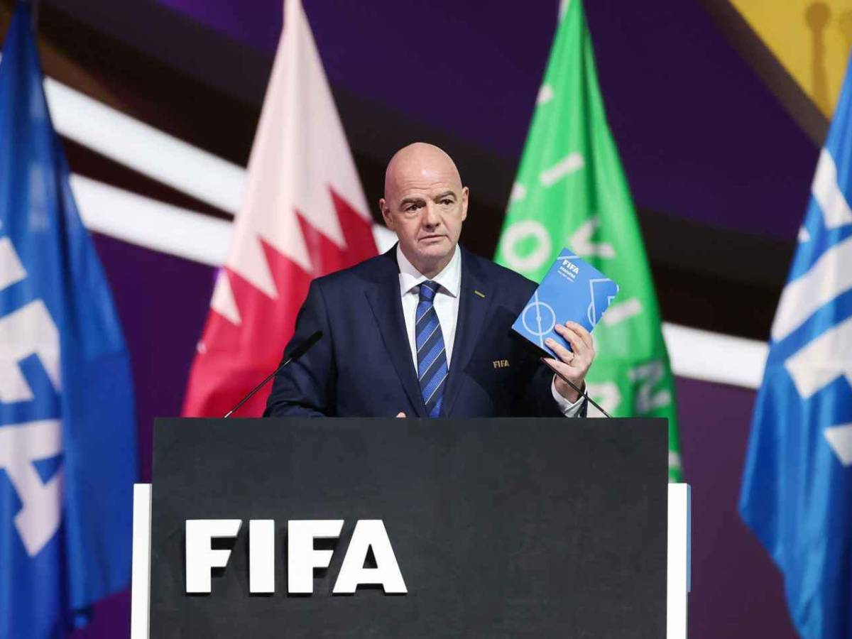 Presidente de la FIFA propone un alto al fuego en Ucrania durante Qatar-2022