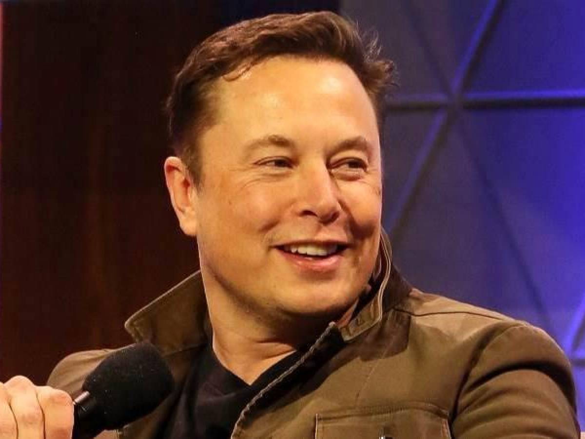 Elon Musk lanza la empresa de inteligencia artificial xAI
