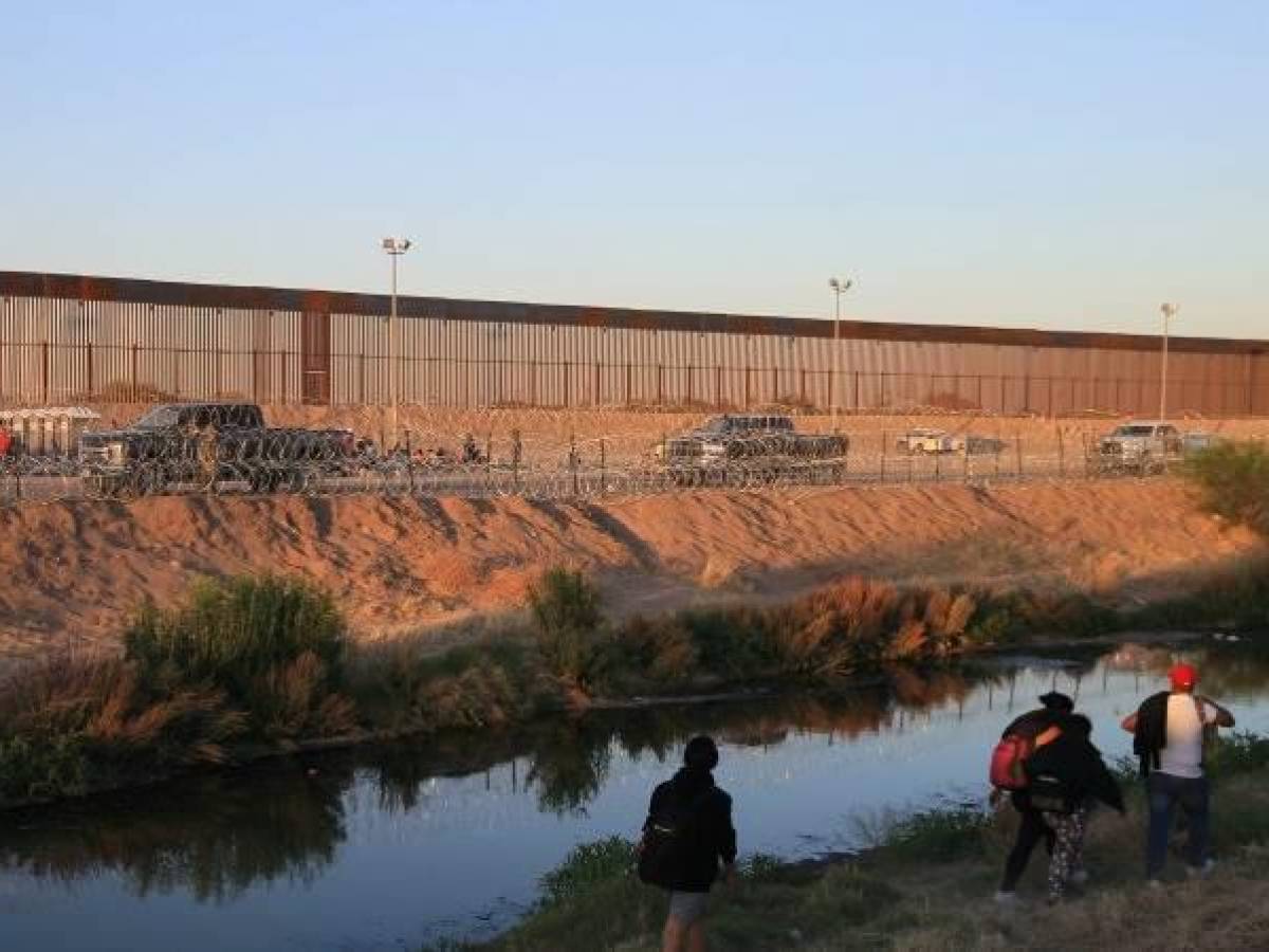 Cruce de migrantes irregulares en la frontera sur alcanza nivel más bajo en dos años