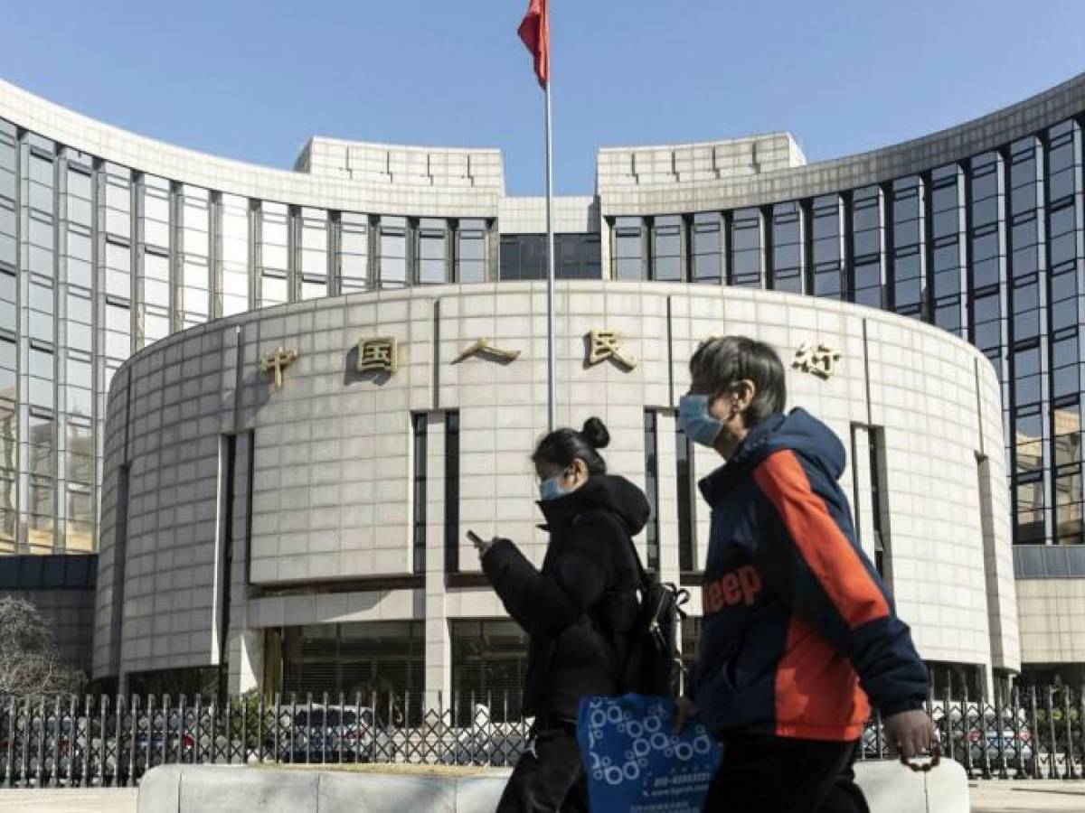 China analiza con los bancos la protección de activos por temor a sanciones de EEUU