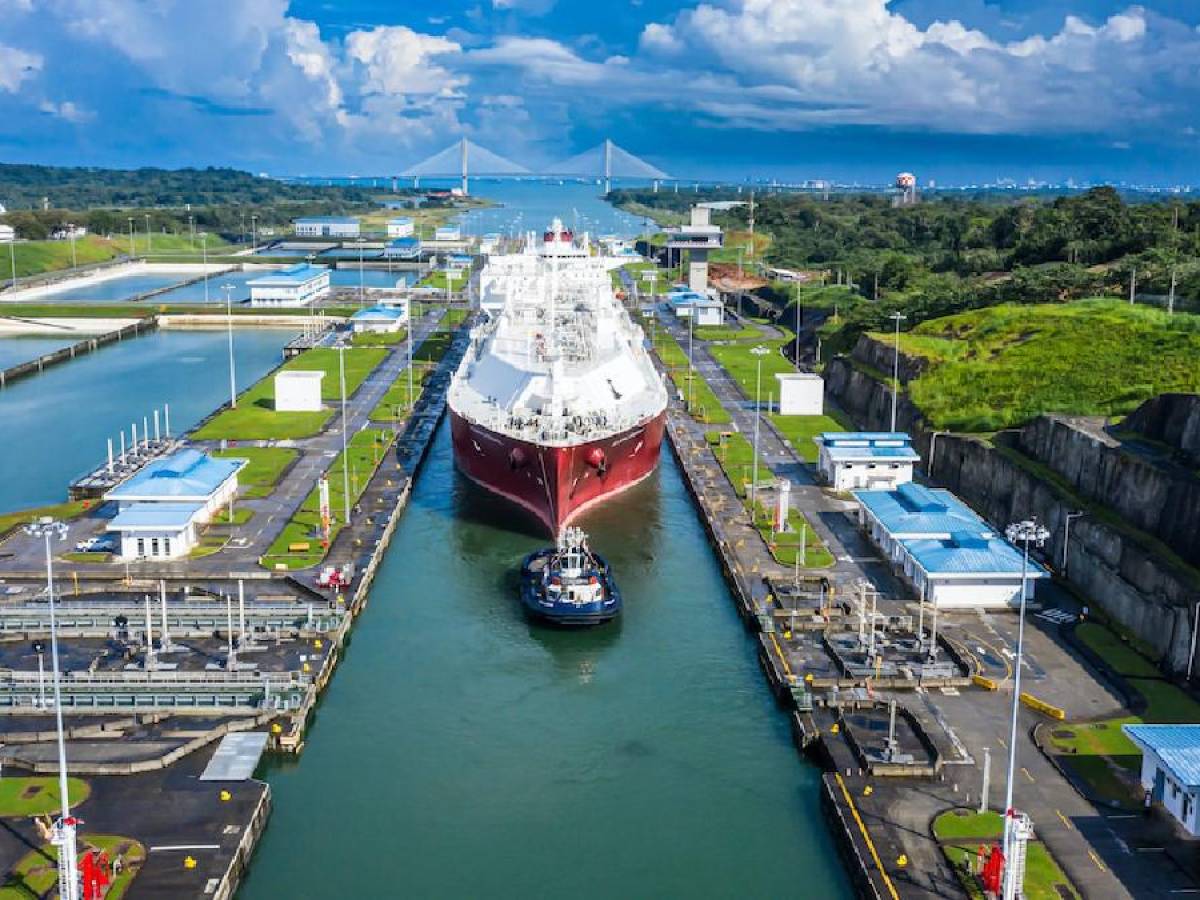 Restricciones en Canal de Panamá aumentaría 36 % en el costo de transporte marítimo