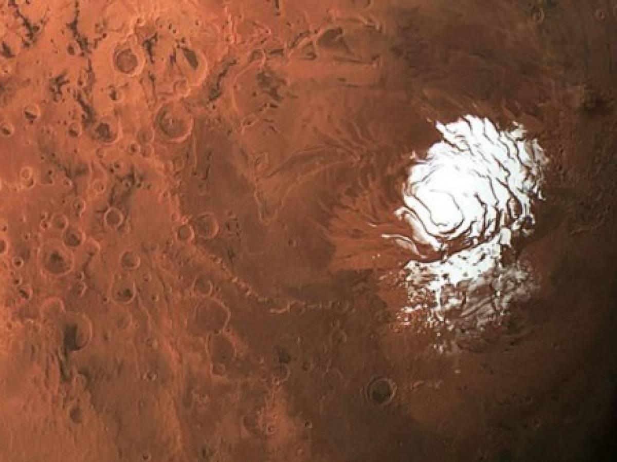 Científicos detectan gran reserva de hielo en el 'planeta rojo'