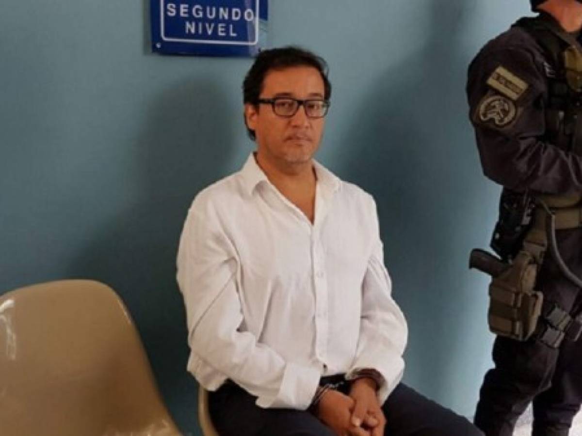 El Salvador: Tribunal ordena la libertad del exfiscal Luis Martínez