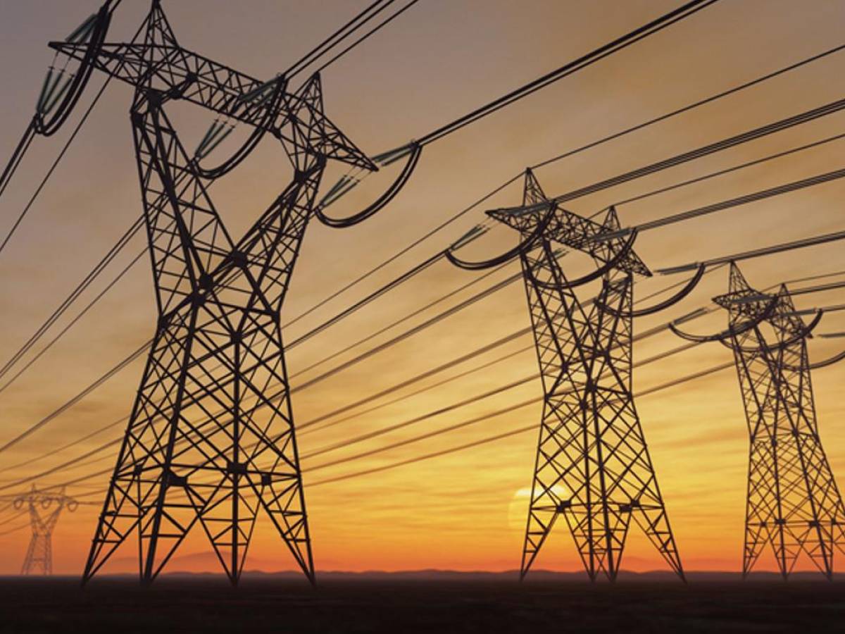 Proyecto de electrificación en comunidades de Panamá gana premio del Grupo BID