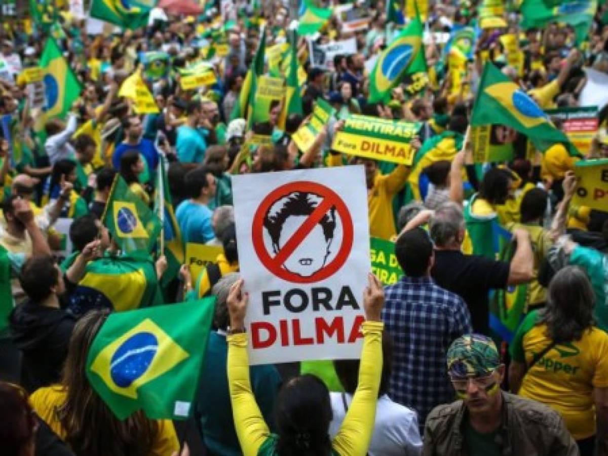 Ni el Carnaval de Río, ni las Olimpiadas dan dinero a Brasil