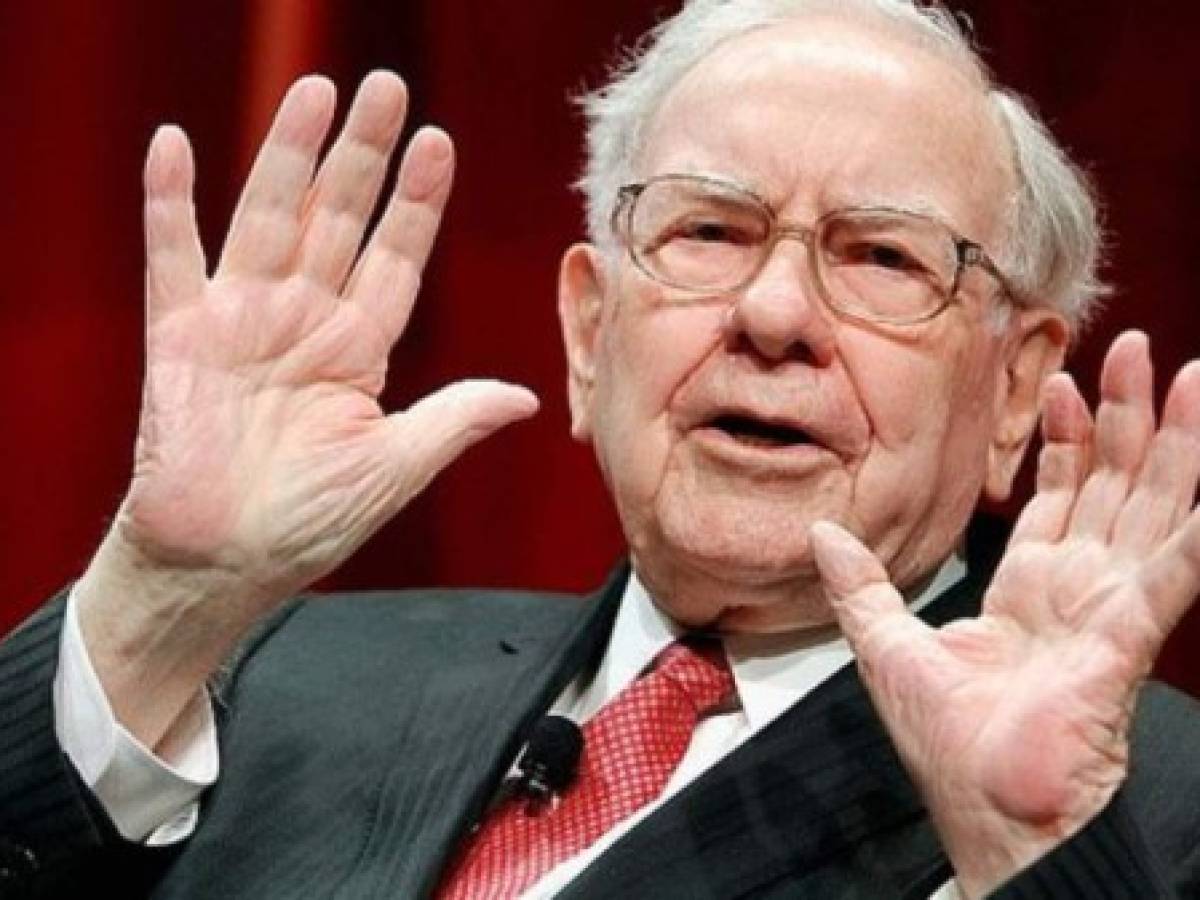 Warren Buffett se refuerza en Apple tras sus caídas en Wall Street