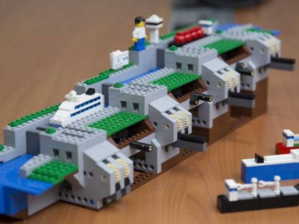 El Canal de Panamá ahora se puede construir con piezas de Lego