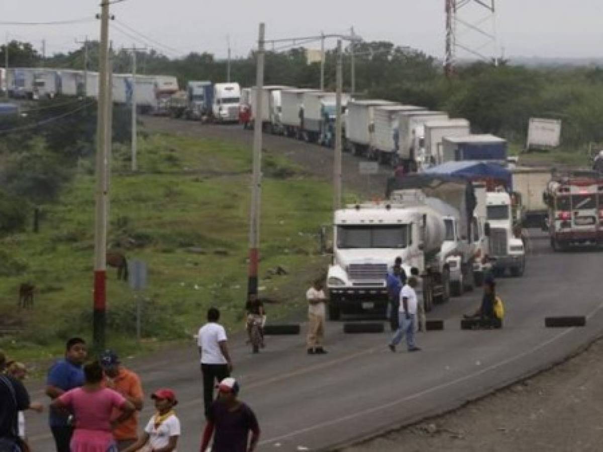 Hay 7.000 camiones varados en Nicaragua