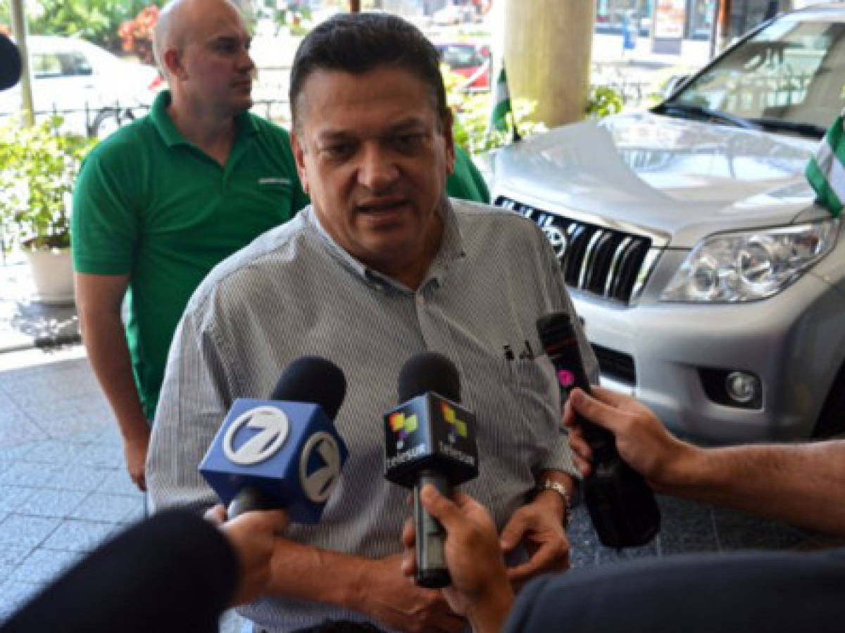 Inesperado: Araya se baja de la campaña presidencial en Costa Rica?