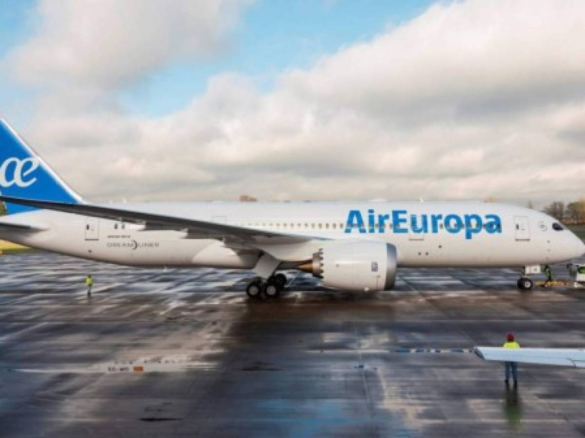 Dueña de British e Iberia comprará a Air Europa por US$1.120 millones