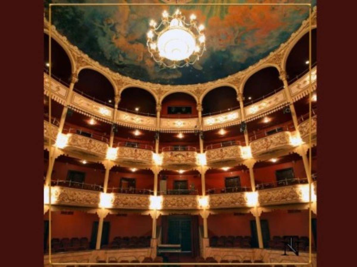 Panamá reabrió su restaurado Teatro Nacional