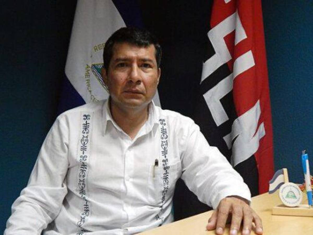 Nicaragua le comunica a España que ha decidido retornar al embajador Carlos Midence