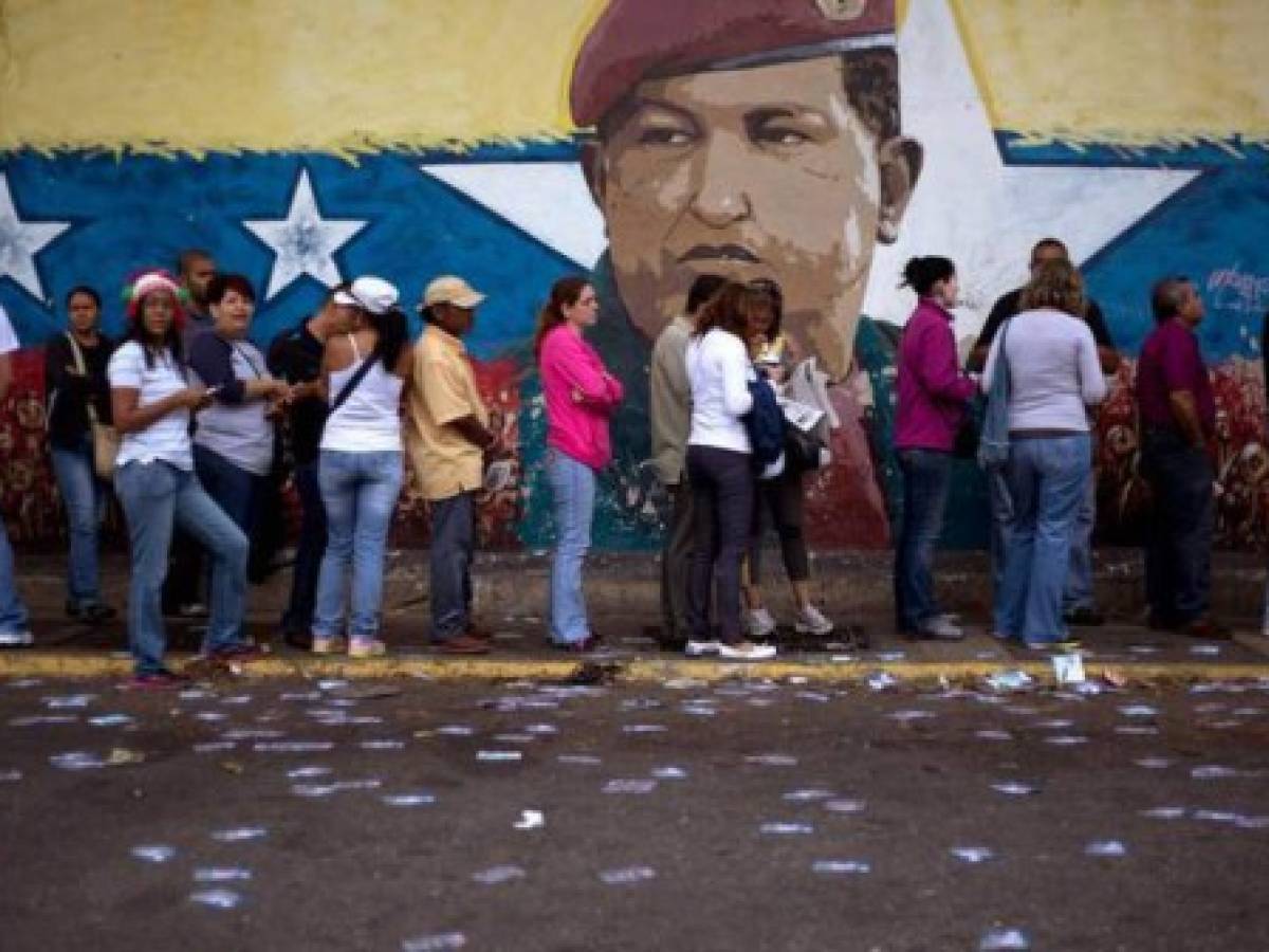 EE.UU. presiona a Venezuela por elecciones y pide su suspensión de la OEA