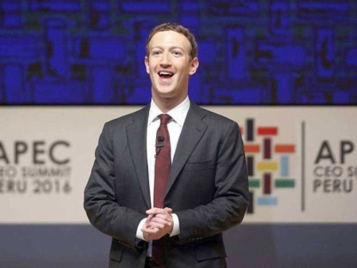 Zuckerberg: Invertir en conectividad eleva el desarrollo humano