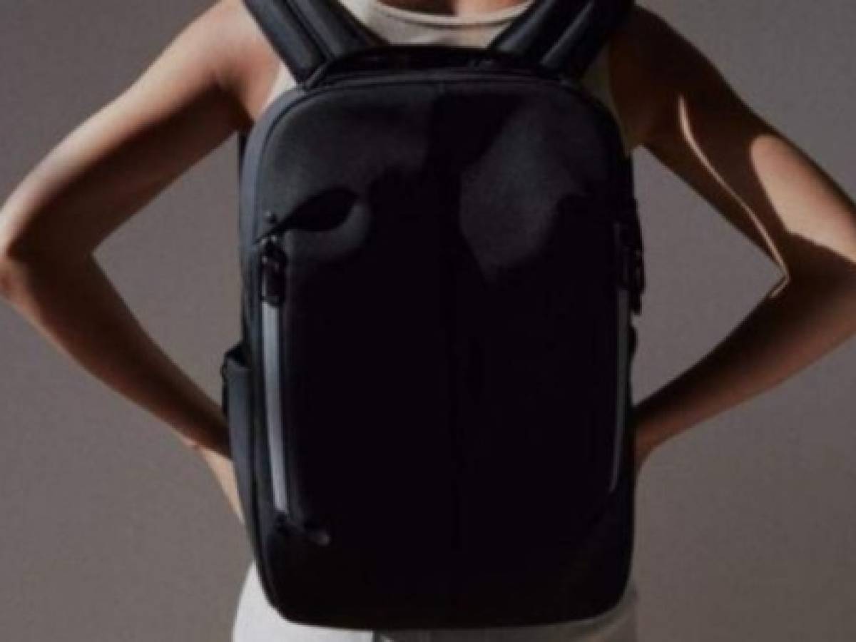 La mochila inteligente de Samsonite promete tomarte una selfie