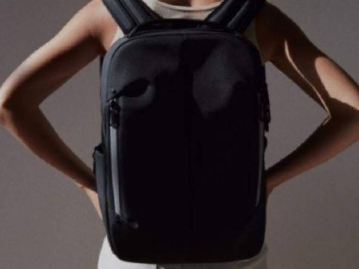 La mochila inteligente de Samsonite promete tomarte una selfie