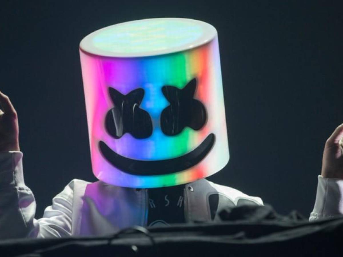 Marshmello lanza colaboración con Coca Cola