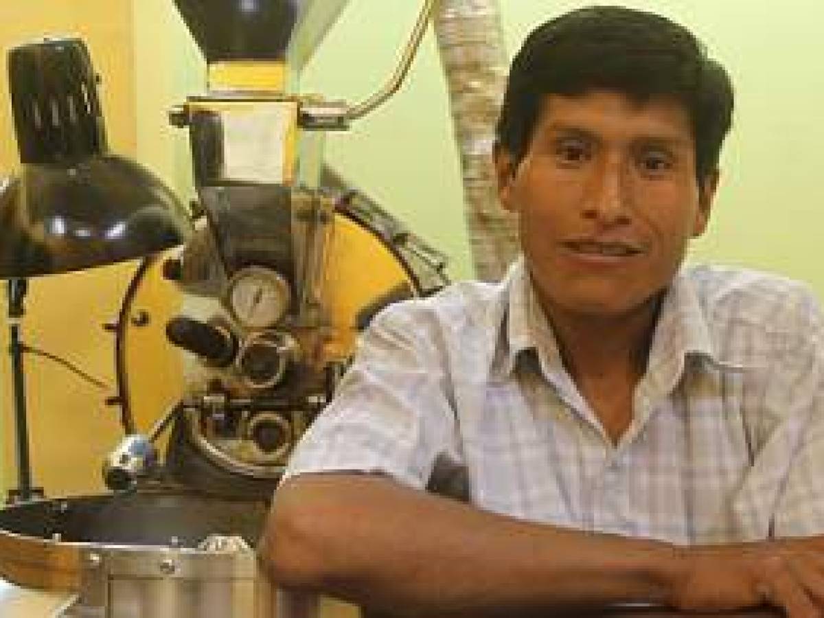 Wilson Sucaticona ha logrado una producción de café orgánico y de calidad que está entre los mejores del mundo (Foto: elcomercio.pe)