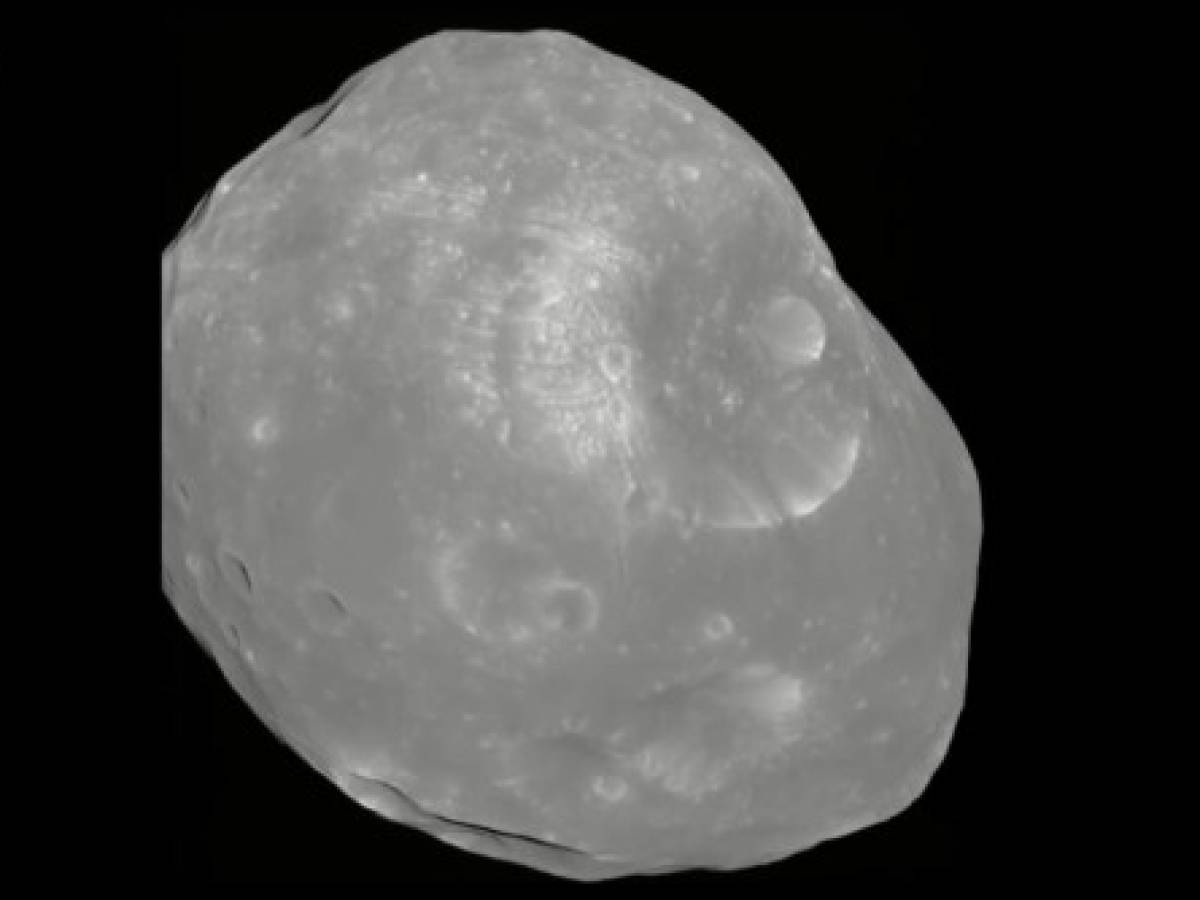 La nave Mars Express captura las fases de la luna Fobos