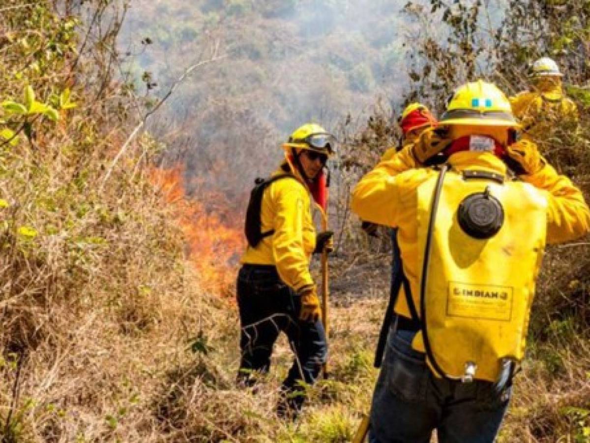 9 incendios forestales siguen activos en Guatemala