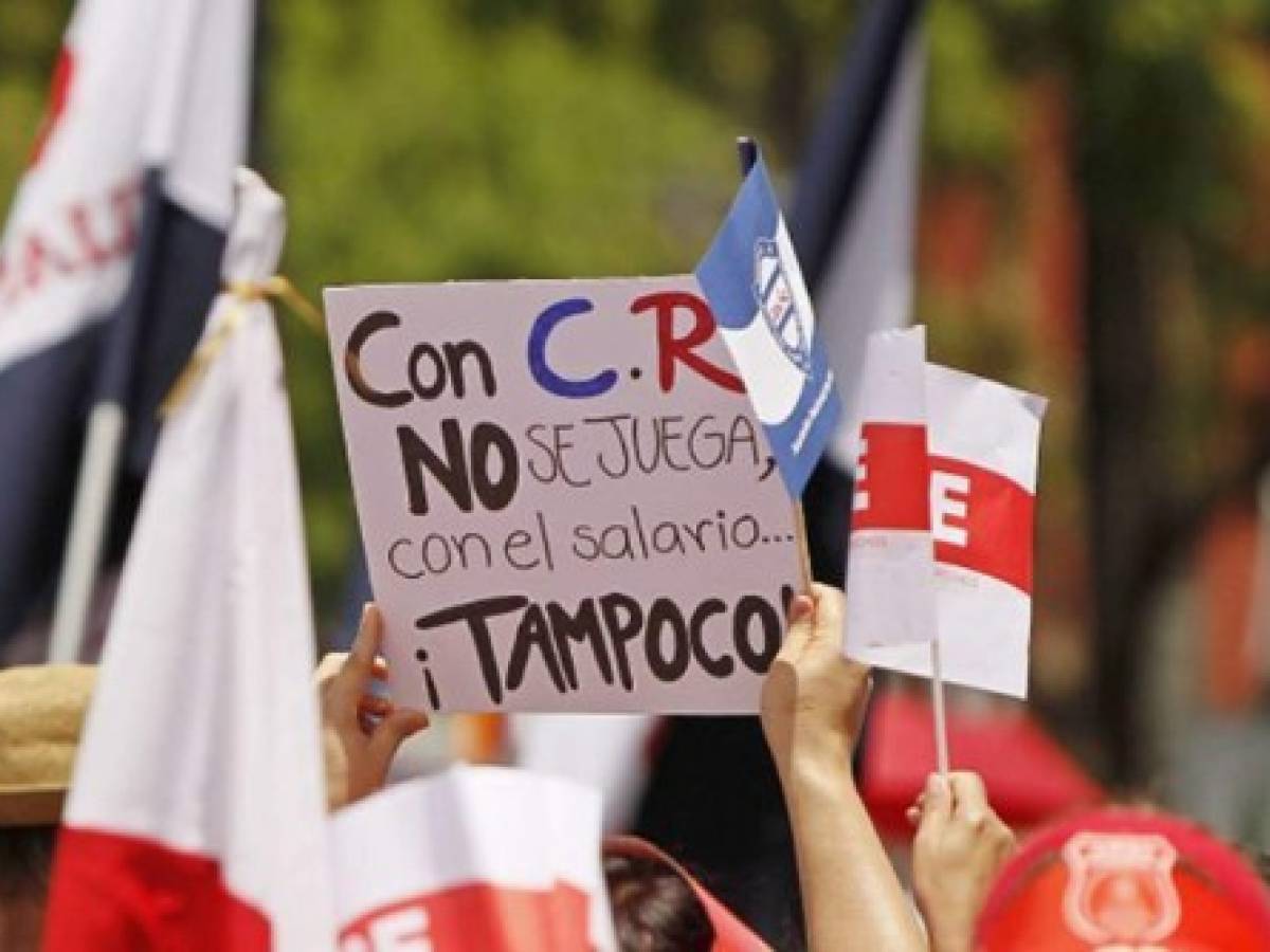 Educadores acuerdan concluir huelga en Costa Rica al acercarse vacaciones escolares