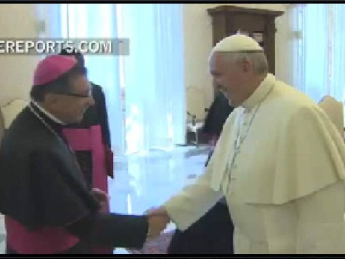 Papa Francisco bromea con arzobispos sobre Mundial de fútbol