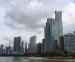 <i>La ciudad de Panamá avanza en el desarrollo de obras que buscan dar mayor conectividad urbana. (Foto: EFE)</i>