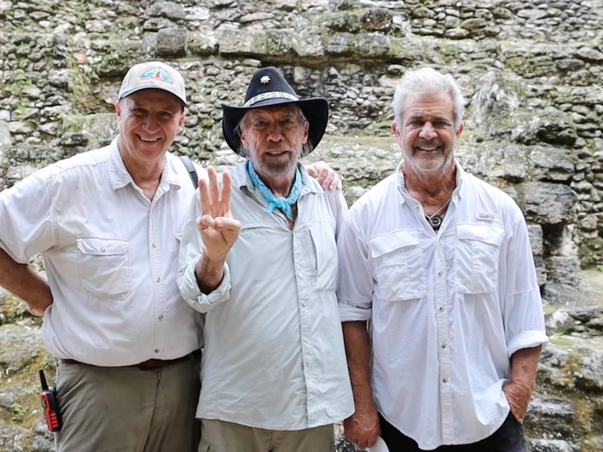 Mel Gibson visitó Guatemala para rescatar proyecto arqueológico en Petén