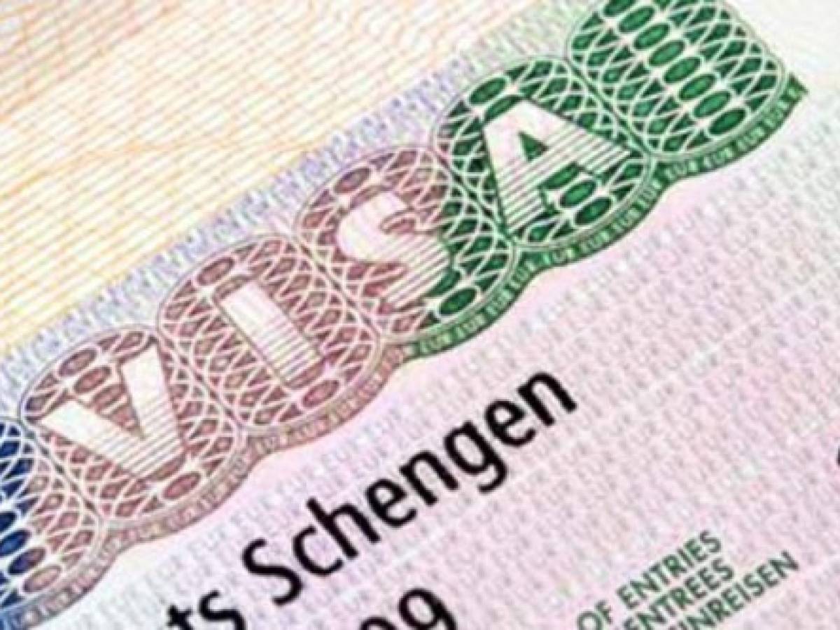 Colombianos y peruanos podrán entrar a Europa sin solicitar visa