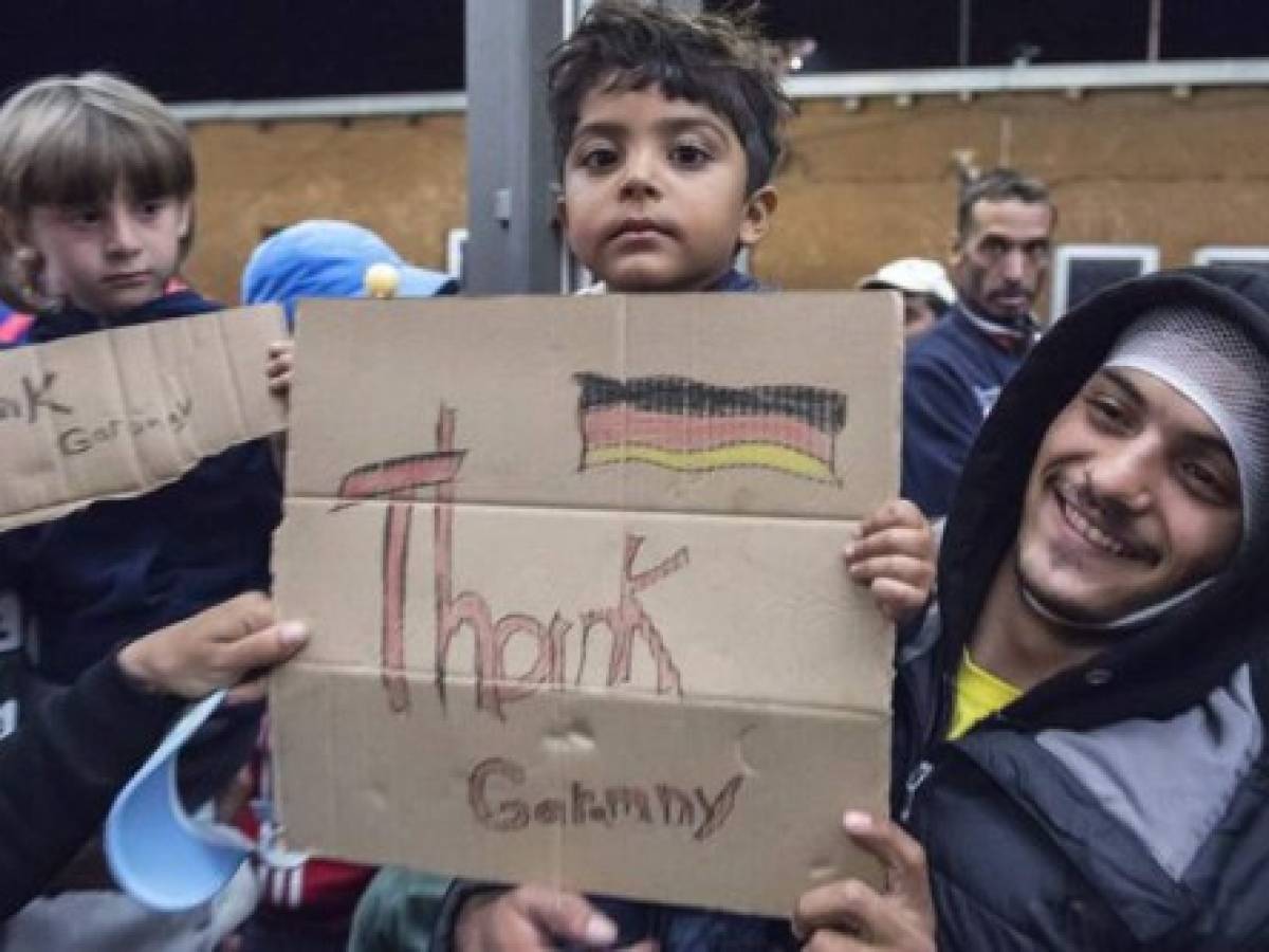 Acogida de refugiados generó decenas de miles de empleos en Alemania