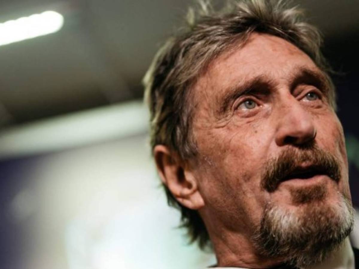 John McAfee es acusado de fraude relacionado con criptomonedas