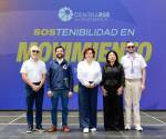 <i>De izquierda a derecha: Enrique Crespo (Presidente de la Semana de la Sostenibilidad y CEO de CMI Capital); Carlos Soberanis (Representante Municipal); Connie de Paiz (Presidente de Junta Directiva CentraRSE); Denise Obara (Jefa de Operaciones del Grupo BID en Guatemala) y Juan Pablo Morataya (Director Ejecutivo de CentraRSE en Guatemala). (Foto: Cortesía CentraRSE)</i>