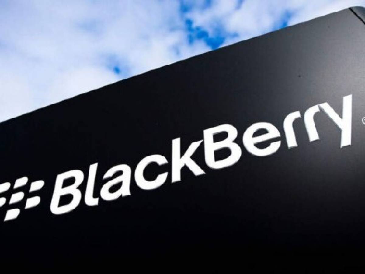 BlackBerry vuelve a entrar en pérdidas tras duplicarse sus costes en el tercer trimestre